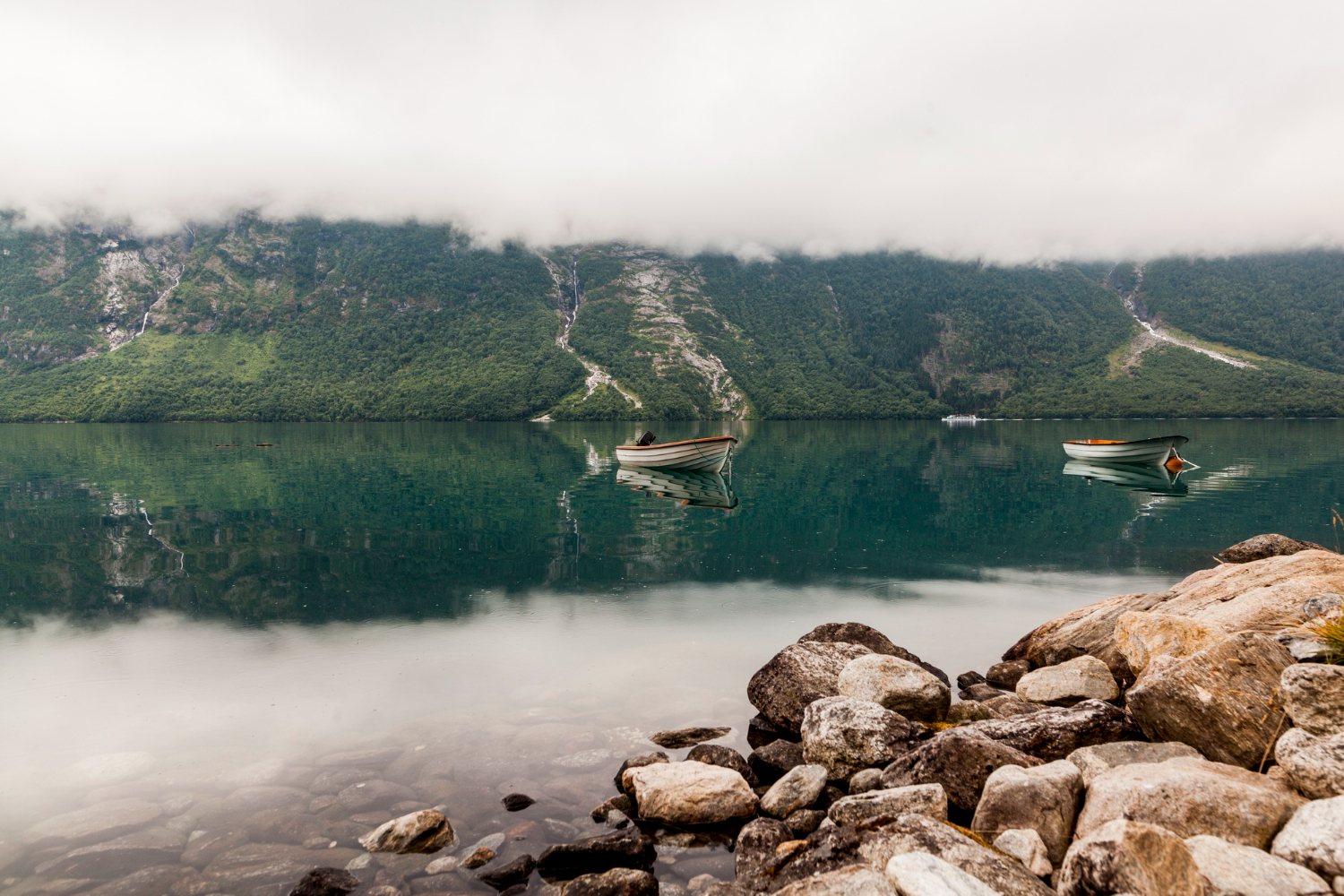 ¿EL MONSTRUO DEL LAGO NESS EN COLOMBIA?